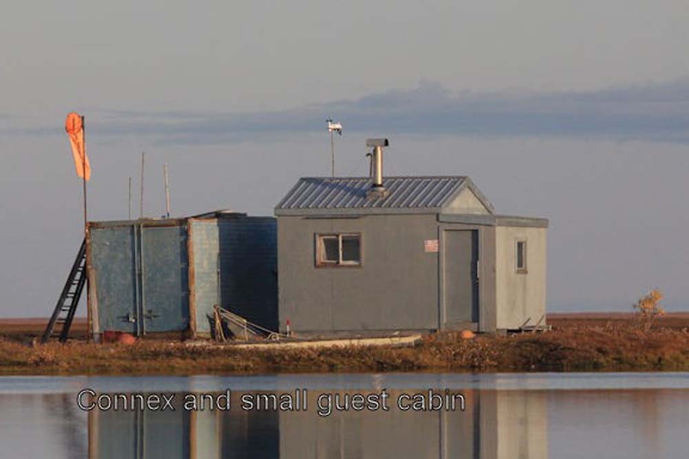 09conex-guestcabin